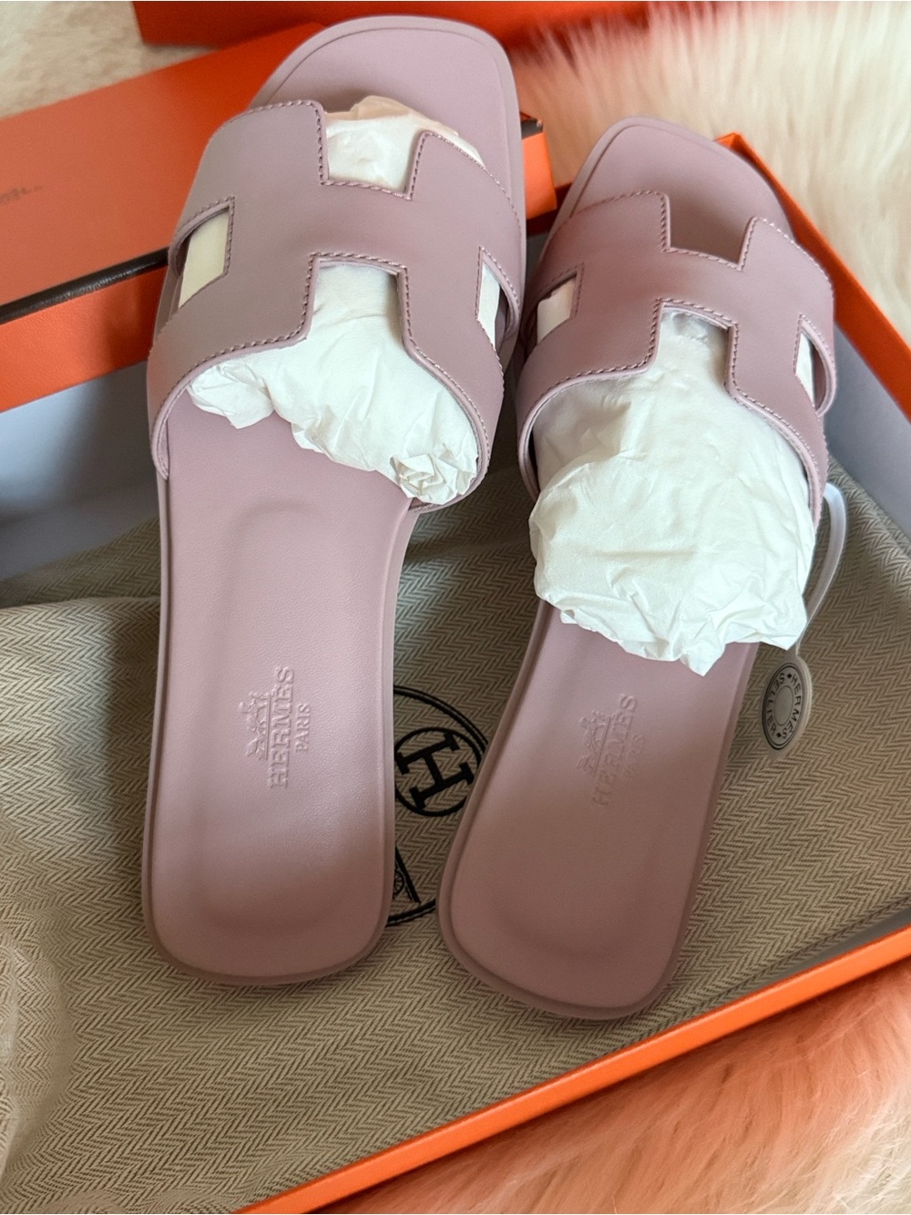 Hermes Oran Sandal Rose Pink suede - Picture 12 of 15